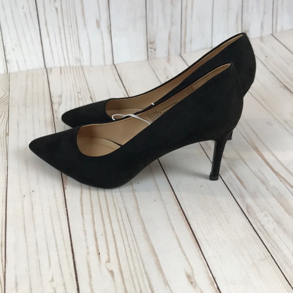 New shoes - Picture 2 of 5